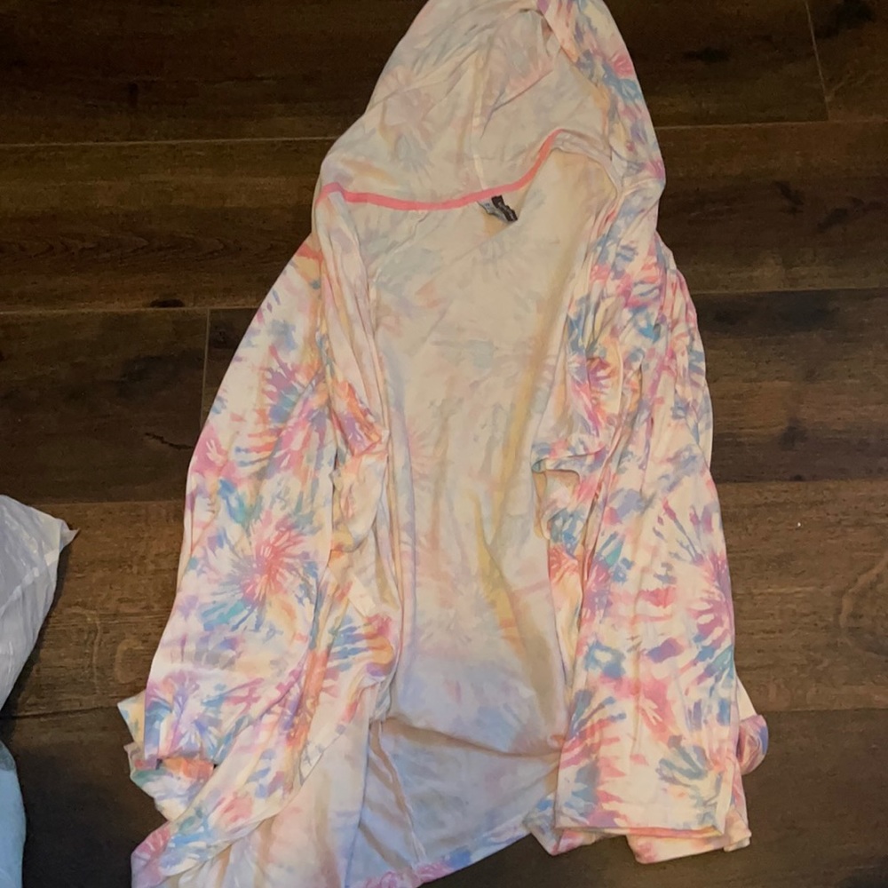 Hooded cover up